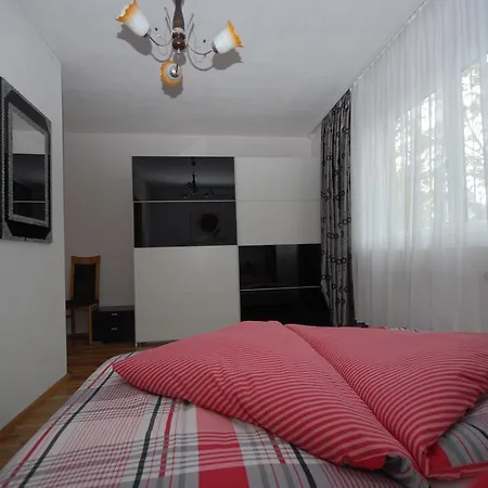 招待所 Haus Dilara 佩特诺伊阿尔贝格